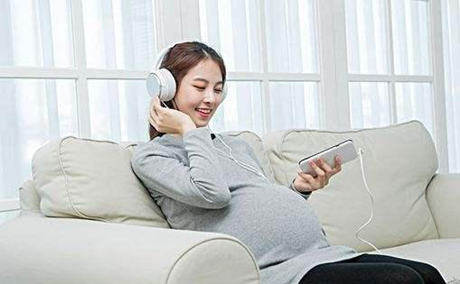 受過胎教的寶寶和普通寶寶有什么不同？專家說體現(xiàn)在這5方面